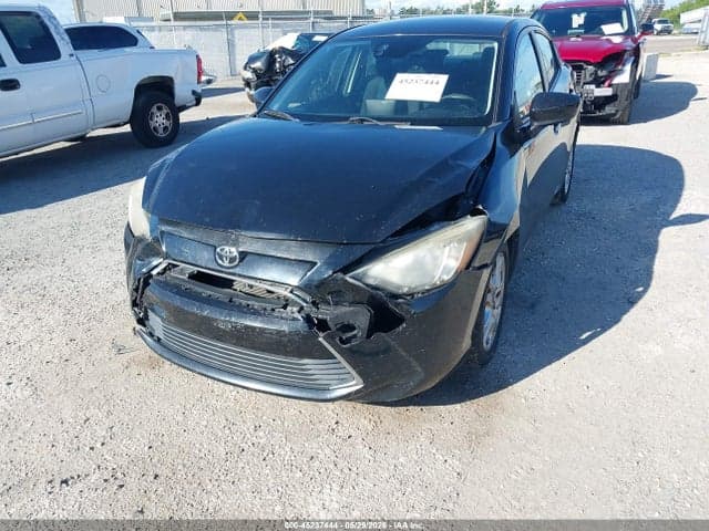 2017 TOYOTA YARIS IA 6