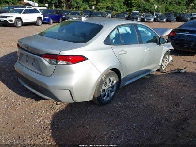 2022 TOYOTA COROLLA LE 4