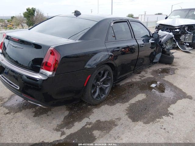 2021 CHRYSLER 300 TOURING 4