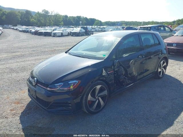 2019 VOLKSWAGEN GOLF GTI 2