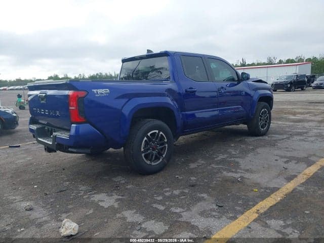 2025 TOYOTA TACOMA TRD SPORT 4