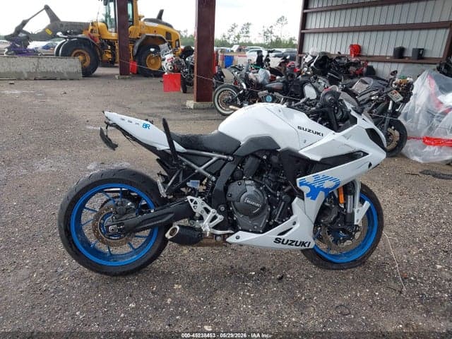 2026 SUZUKI GSX800 F 11
