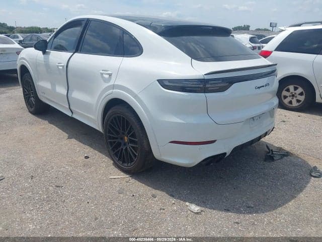 2023 PORSCHE CAYENNE COUPE 3