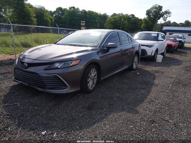 2023 TOYOTA CAMRY LE 2