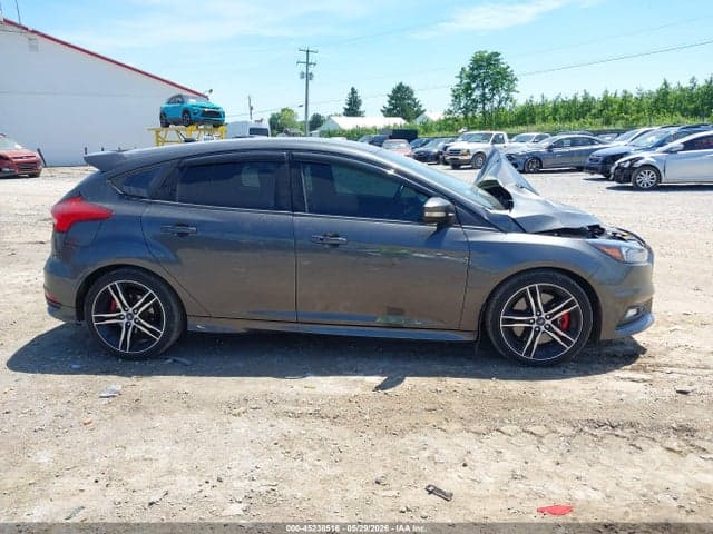2018 FORD FOCUS ST 13