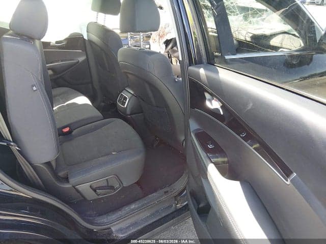 2019 KIA SORENTO 2.4L LX 8
