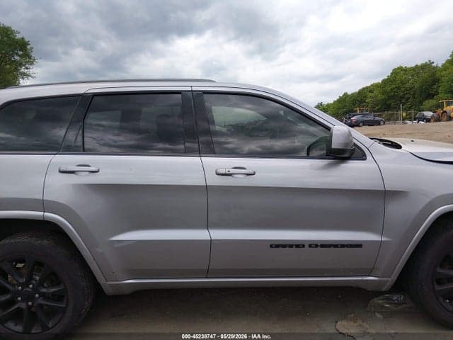 2018 JEEP GRAND CHEROKEE ALTITUDE 4X4 13