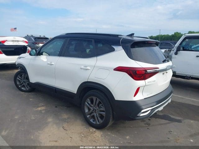 2022 KIA SELTOS S 3