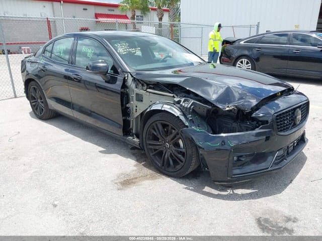 2024 VOLVO S60 B5