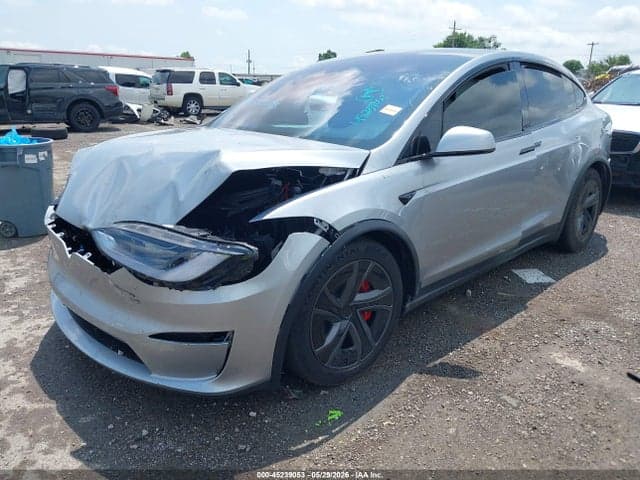 2026 TESLA MODEL X PLAID/SIGNATURE SERIES 2