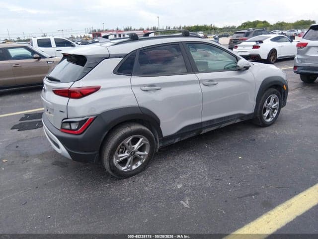 2023 HYUNDAI KONA SEL 4