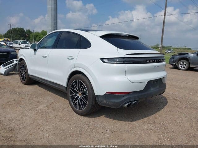 2024 PORSCHE CAYENNE COUPE 3