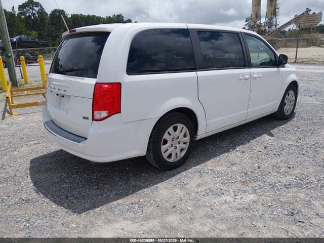 2018 DODGE GRAND CARAVAN SE 4