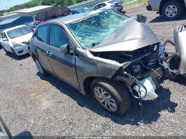 2018 TOYOTA COROLLA LE 1