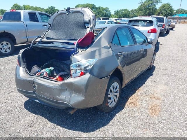 2018 TOYOTA COROLLA LE 4