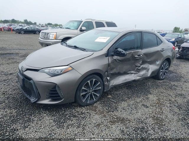 2017 TOYOTA COROLLA SE 2