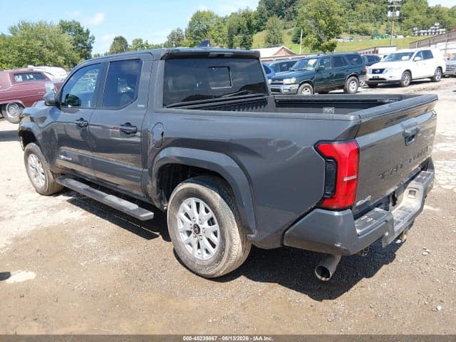2024 TOYOTA TACOMA SR5 3