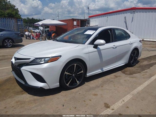 2018 TOYOTA CAMRY XSE V6 2