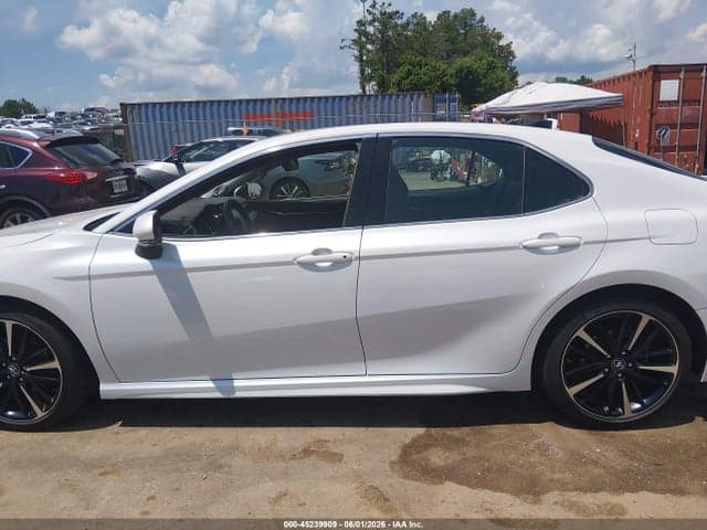 2018 TOYOTA CAMRY XSE V6 15