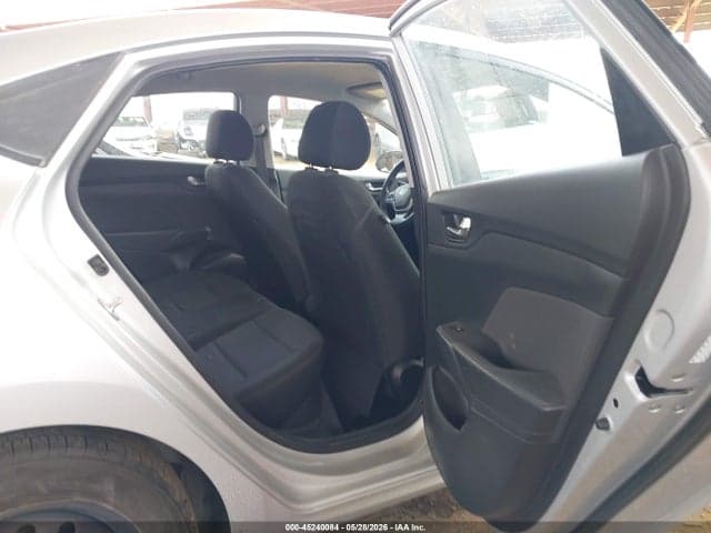 2019 HYUNDAI ACCENT SE 8
