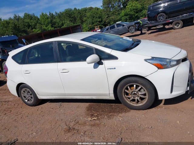2017 TOYOTA PRIUS V TWO 13