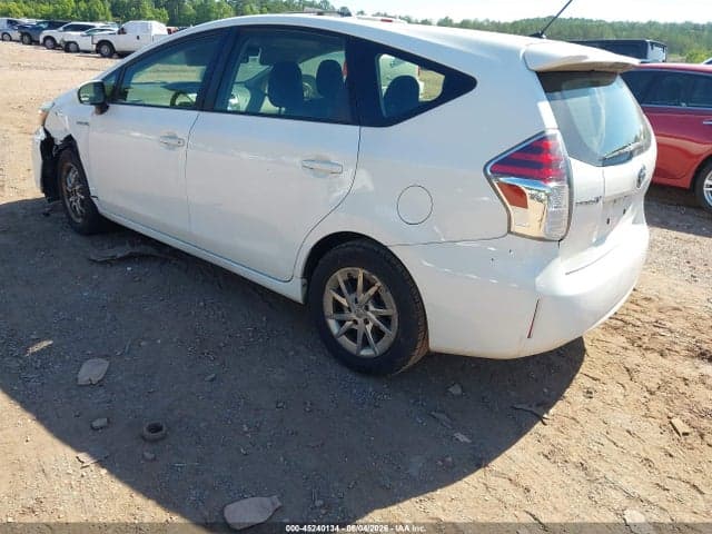 2017 TOYOTA PRIUS V TWO 3