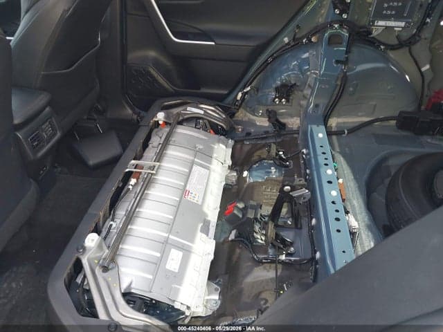 2024 TOYOTA RAV4 HYBRID XSE 8