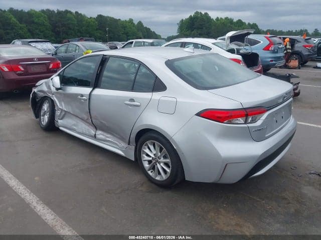 2020 TOYOTA COROLLA LE 3