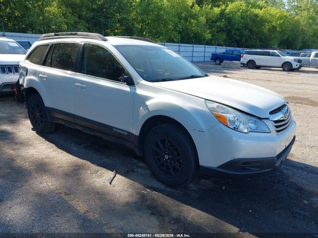 2010 SUBARU OUTBACK 2.5I