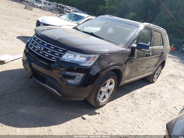 2017 FORD EXPLORER XLT 2