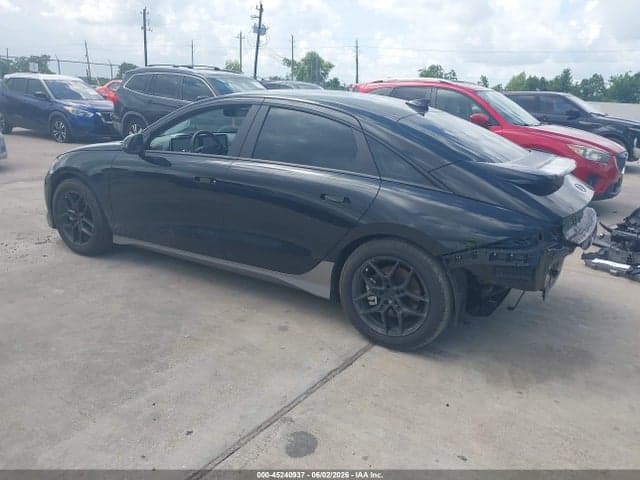 2023 HYUNDAI IONIQ 6 SEL 3