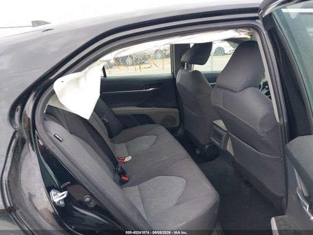 2022 TOYOTA CAMRY LE 9