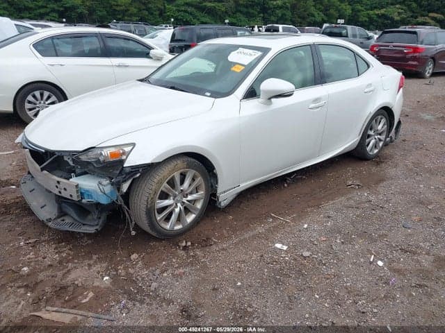 2016 LEXUS IS 200T 2