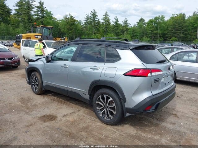 2023 TOYOTA COROLLA CROSS HYBRID SE 3