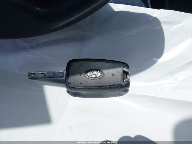 2019 HYUNDAI ACCENT SE 11