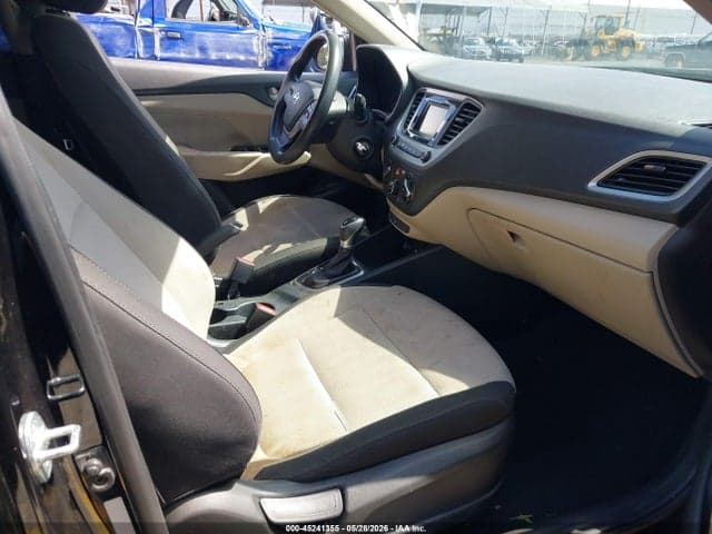2019 HYUNDAI ACCENT SE 5