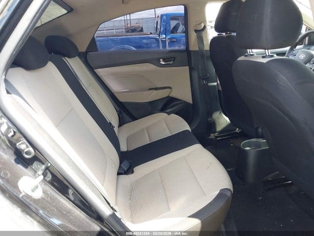 2019 HYUNDAI ACCENT SE 8