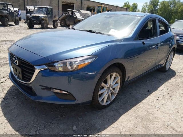 2017 MAZDA MAZDA3 TOURING 2