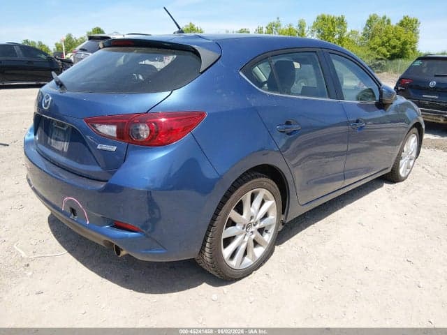 2017 MAZDA MAZDA3 TOURING 4