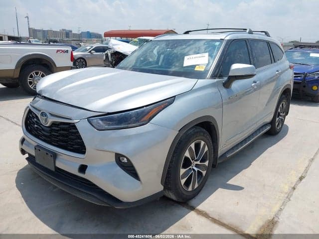 2021 TOYOTA HIGHLANDER HYBRID XLE 2
