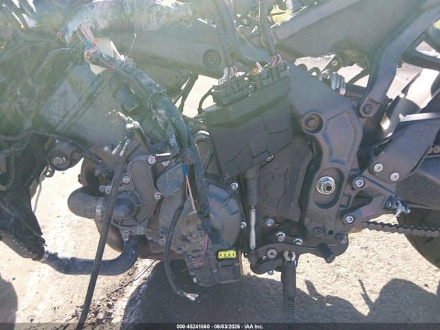 2025 YAMAHA MT09 9