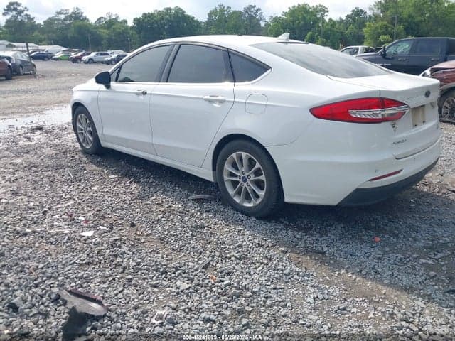 2020 FORD FUSION SE 3
