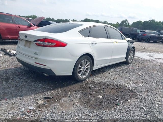 2020 FORD FUSION SE 4