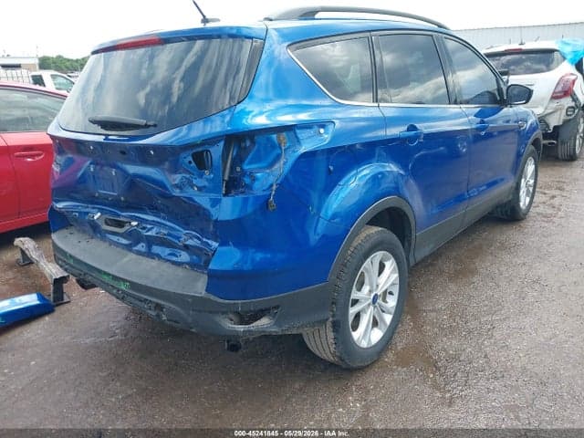 2017 FORD ESCAPE SE 4