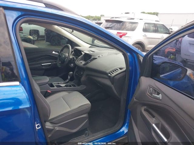 2017 FORD ESCAPE SE 5