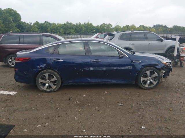 2019 KIA OPTIMA S 13