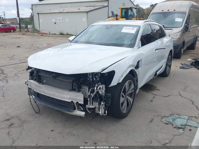 2024 AUDI Q8 E-TRON PREMIUM PLUS QUATTRO 2