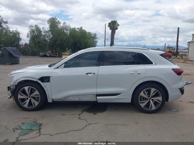 2024 AUDI Q8 E-TRON PREMIUM PLUS QUATTRO 15