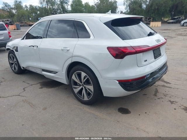 2024 AUDI Q8 E-TRON PREMIUM PLUS QUATTRO 3
