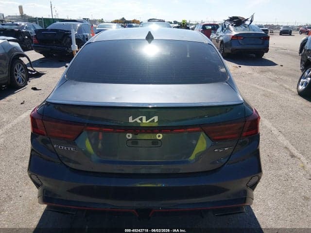 2022 KIA FORTE GT 19